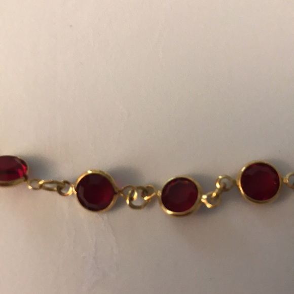 Women’s red and gold tone bracelet - Picture 3 of 5
